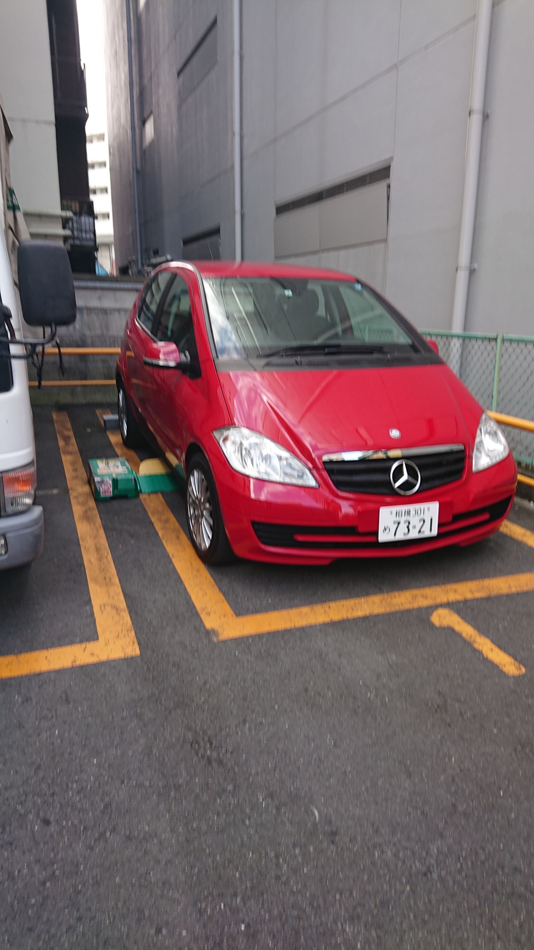 ベンツ中古車販売a180 赤 不動産会社リアルエステート住総 市街地走行 物件情報 相模原中古車店 ベンツab 試乗走行案内 Comcomオート 不動産会社リアルエステート住総 楽天ブログ
