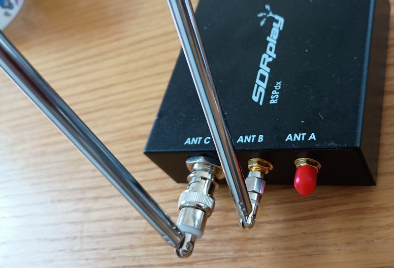 SDRplay RSPdx + SDRuno でソフトウェア無線 | Bubble， bubble， toil