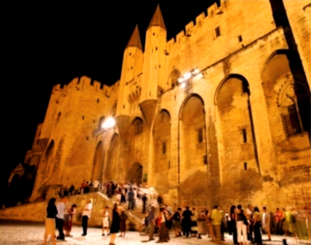 Festival d'Avignon 2012 001.jpg
