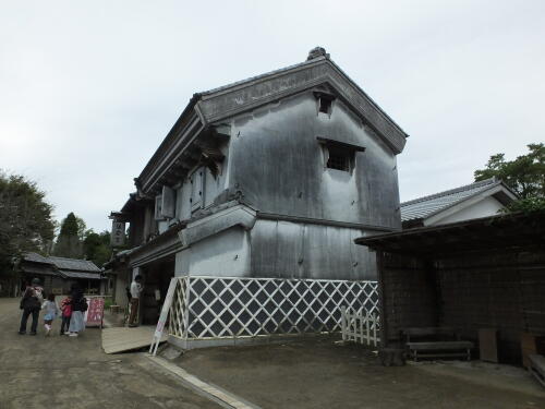 商家の町並み