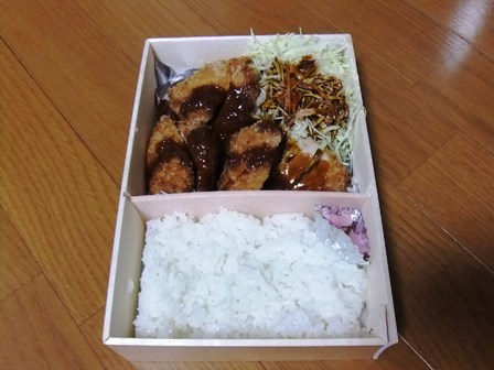 ひれとんかつ弁当