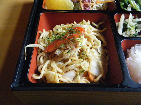 アメリカンステーションの「醤油焼きそば」-1♪