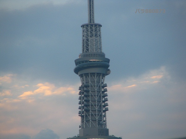 スカイツリーと夕焼雲