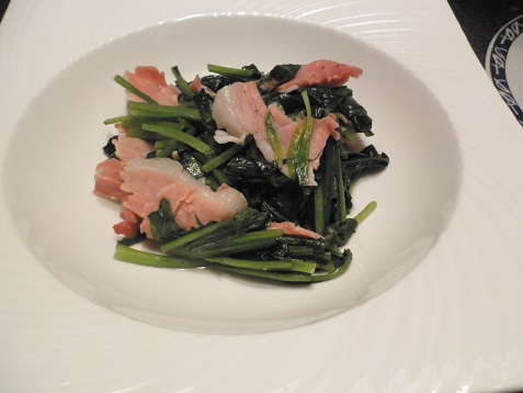 ハムとホウレン草の炒め物