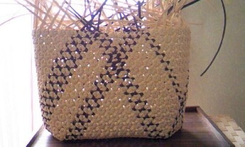 花結び編みのバック 丸い立ち上げに矯正 手作りカゴ雑貨教室 In 奈良 クラフトbox