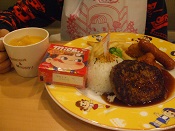 ペコちゃんランチ+ペコちゃんドリンク