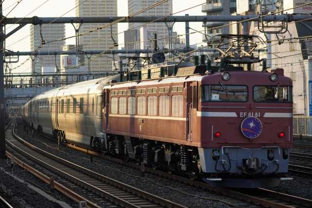 ありがとう 寝台特急「カシオペア」EF81 81牽引 E26系 上野行き