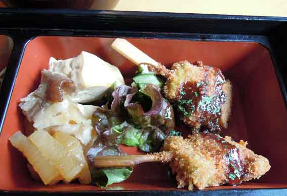 アメリカンステーションの「アスパラの串揚げ」♪