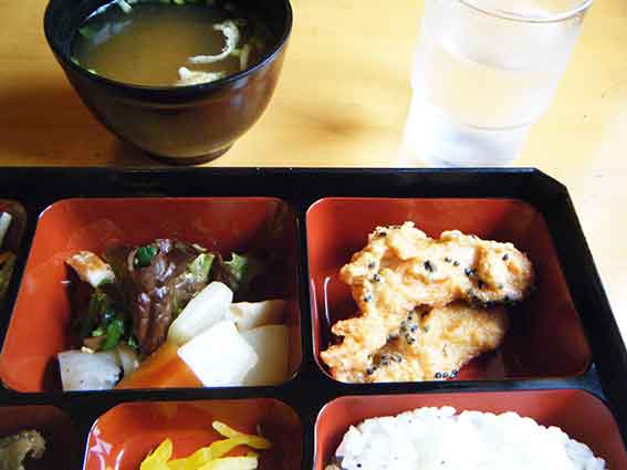 アメリカンステーションの「ゴマから揚げ」♪