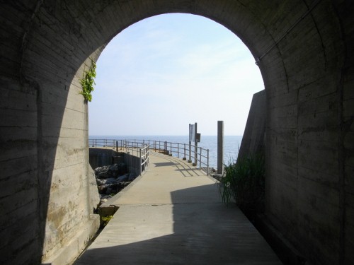 大津島トンネル (1) (500x375).jpg