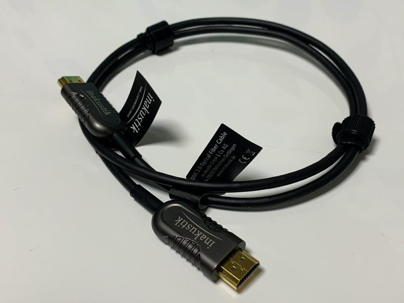 5//0818m01 ベーシック 光ファイバーケーブル HDMI ハイスピード