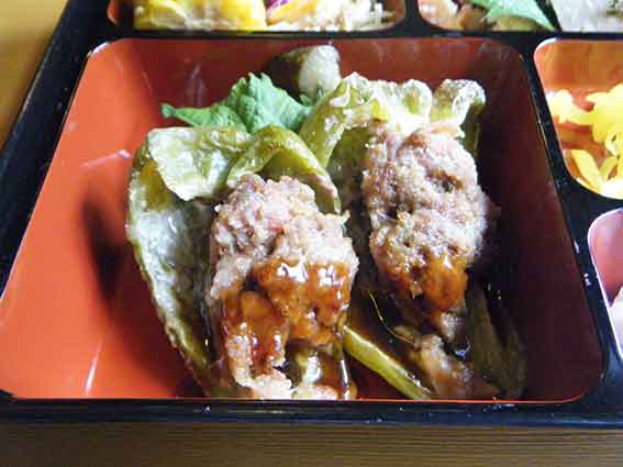 アメリカンステーションの「肉詰めピーマン」-2♪