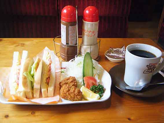 コメリ珈琲の「昼コメプレート」♪