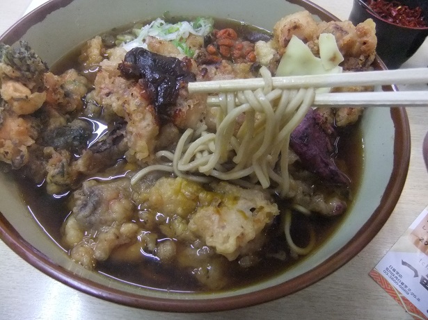 一由そば＠日暮里のゲソ七福神そば３