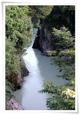 手取峡谷-1 13.9.18