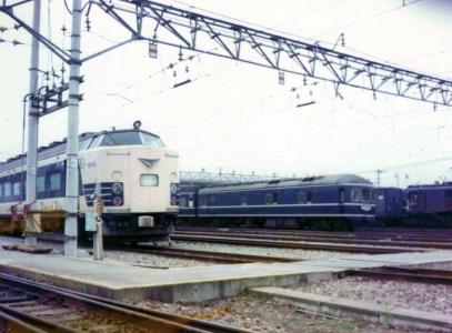 185系：特急「水上」 | マル鉄鉄道写真館2 - 楽天ブログ