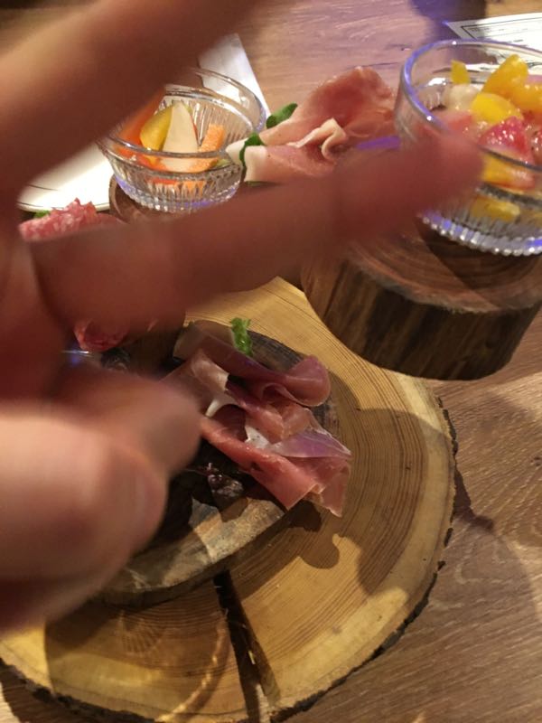 rblog-20171227222619-00.jpg