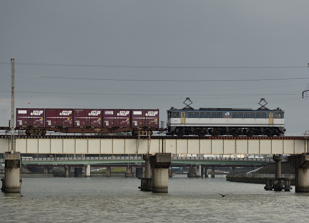 EF65-2070 2015.01.27 5087レ D810.jpg