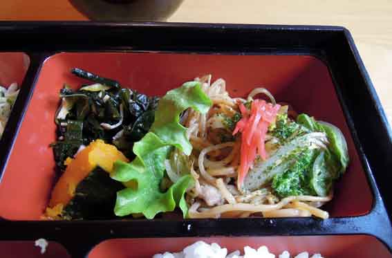 アメリカンステーションの「しょう油焼きそば」♪