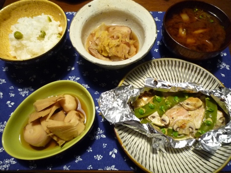 2012.02.24鮭の味噌マヨ焼＆里芋とタケノコの煮物＆白菜とさつま揚け?の煮物4.jpg