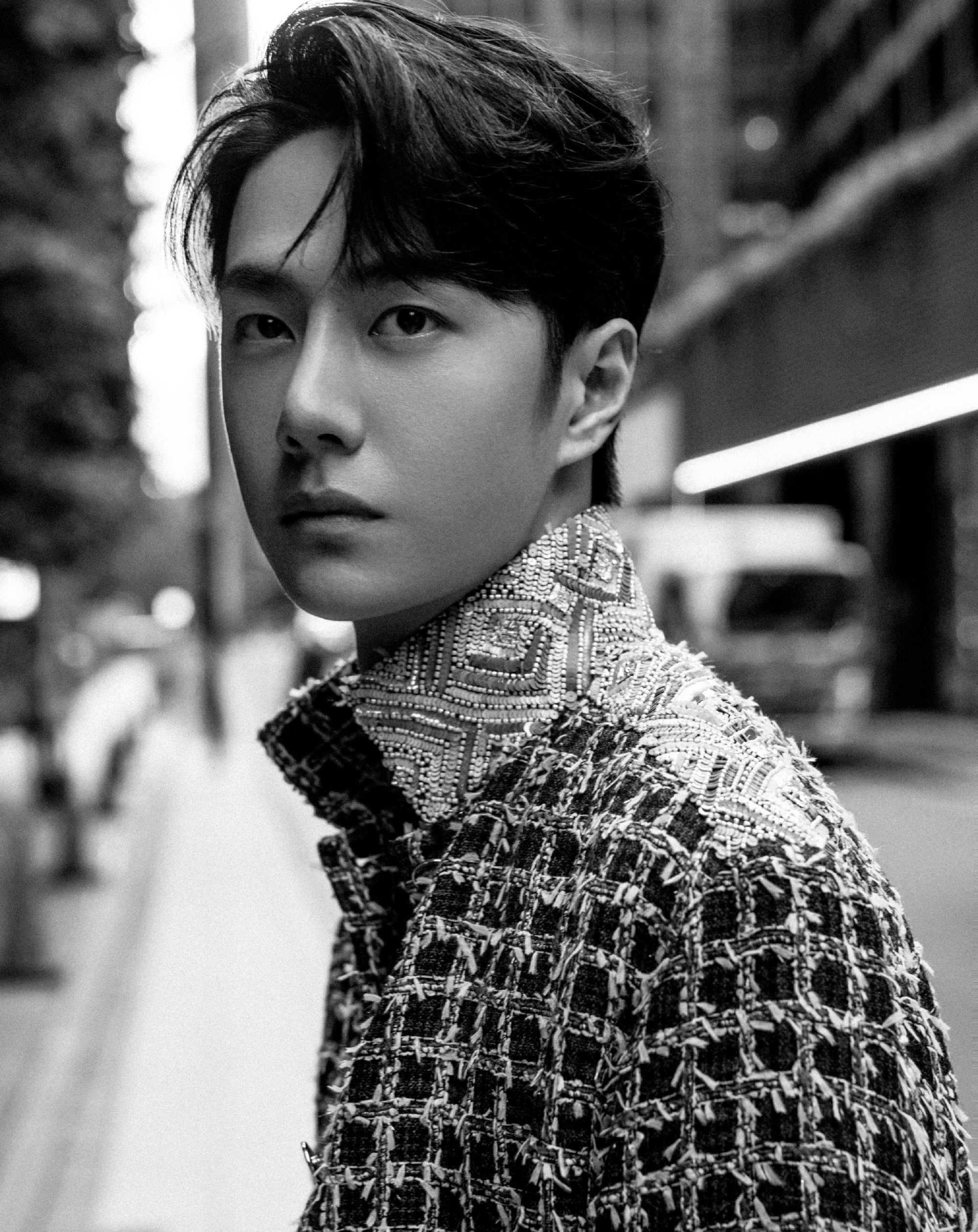 YIBO-OFFICIAL（王一博官方资讯微博） 王一博公式画像出ていまし