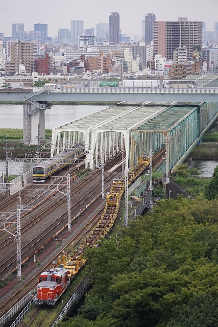 209系出場 & DE10牽引 大船ロングチキ工臨5