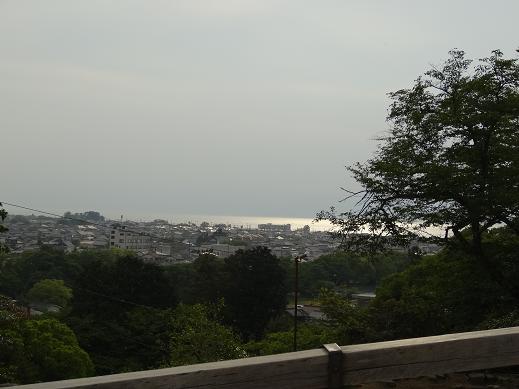 天守閣から見た琵琶湖方面.JPG