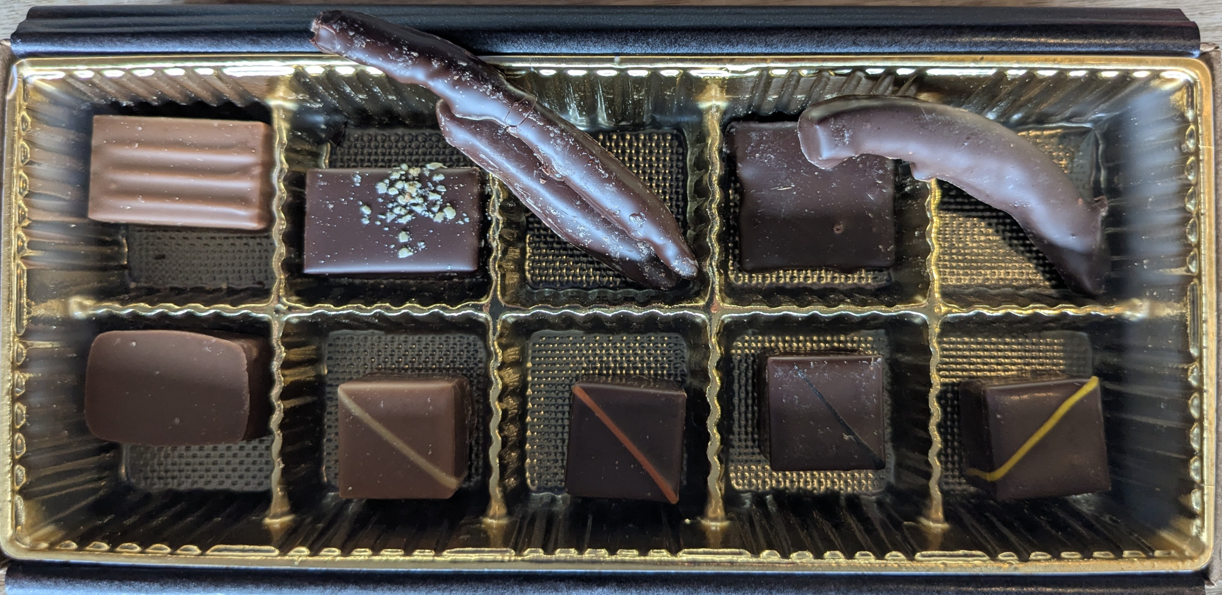 バレンタインシーズンのショコラクラブ　ラ・メゾン・デュ・ショコラ、レミアンリ、ジルクレスノ