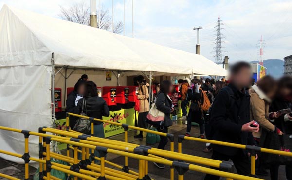 15 福井 ガチャガチャ売場 初日1443.JPG