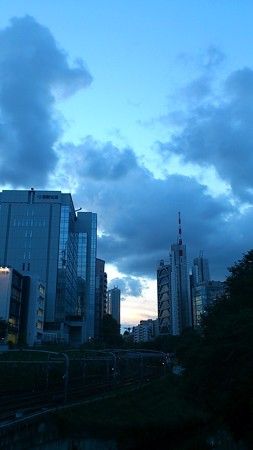 青い雲