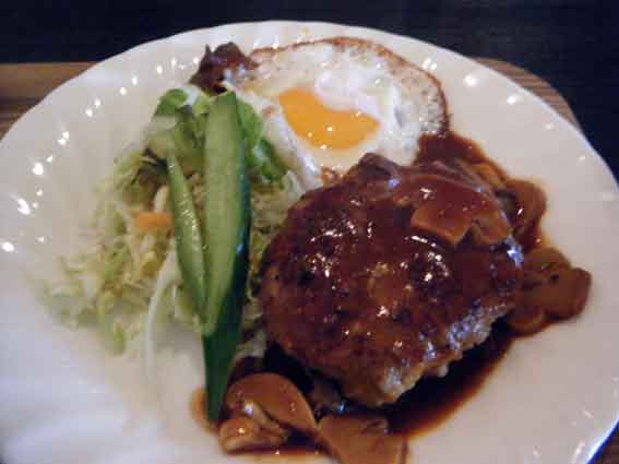 シェフの「きのこハンバーグ」-2♪