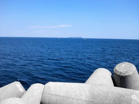 初島