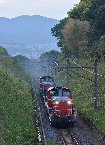 DD51-1193 2015.04.29 工9692レ　後DD51-1191 D7100.jpg