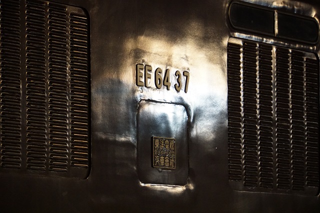 EF64 37牽引 日野ロングチキ工臨3