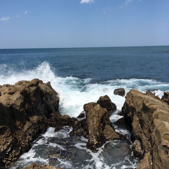波しぶき