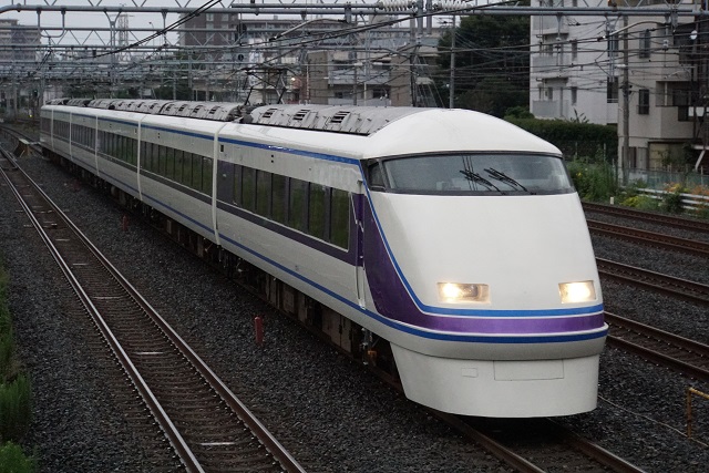 EF81 81牽引 カシオペア紀行 回送 上野行き4