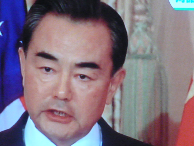 ワン外相