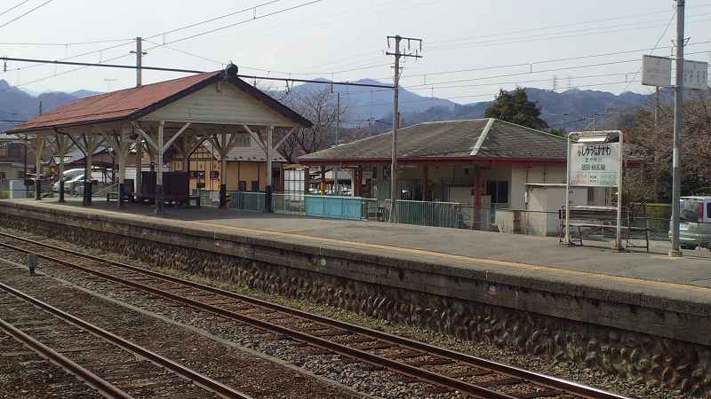 武州中川駅。