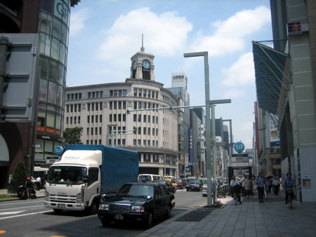 銀座四丁目交差点