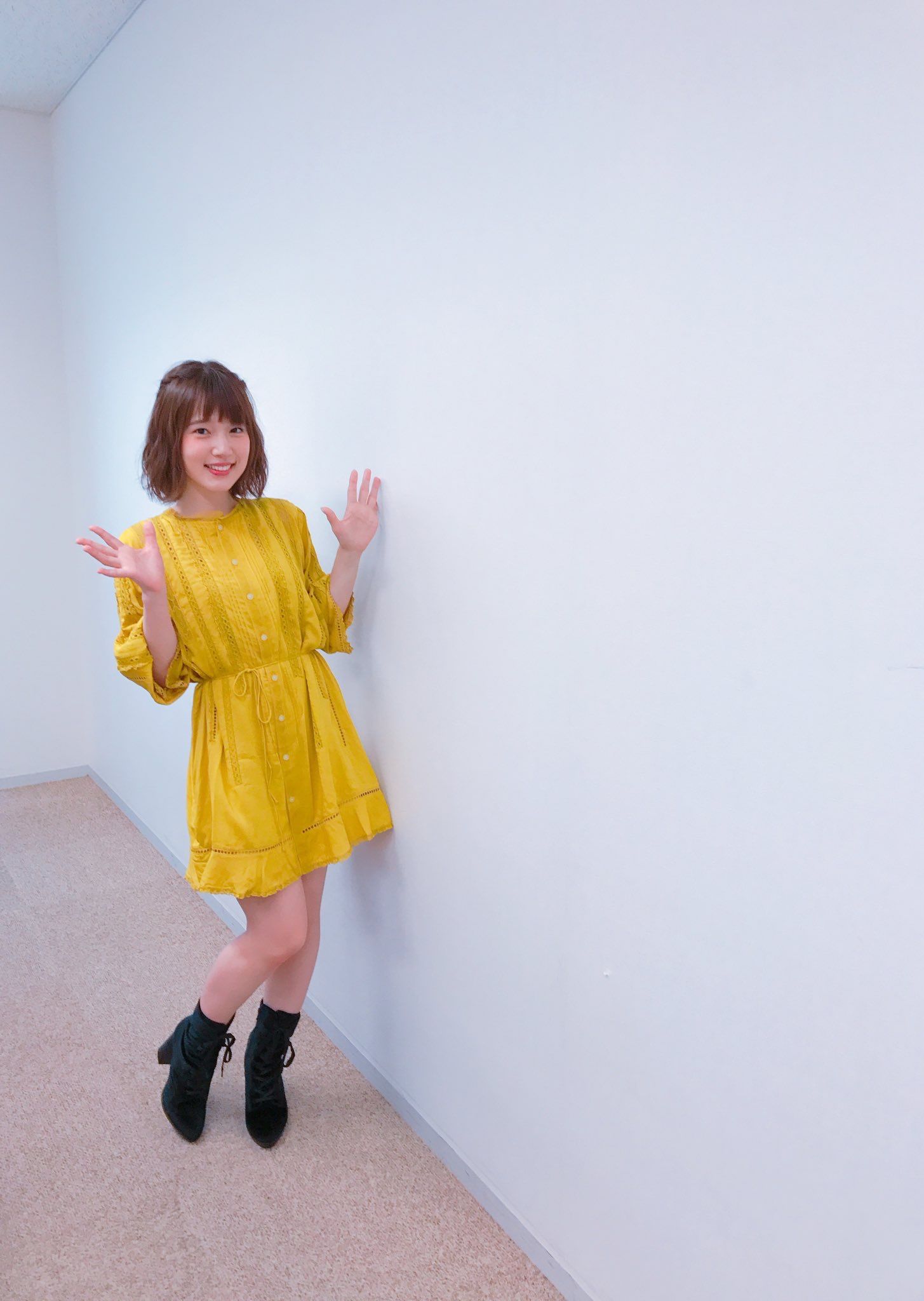 内田 真 礼 服