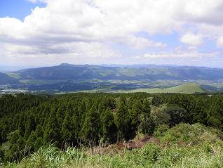 阿蘇の外輪山