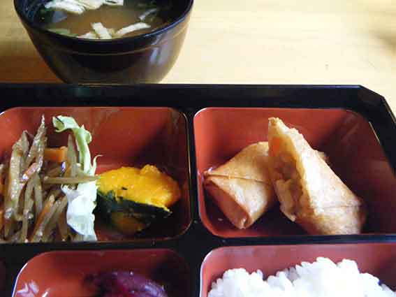 アメリカンステーションの「春巻き」♪