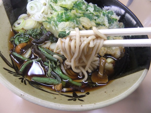 かしやま@田端の山菜そば+春菊天1