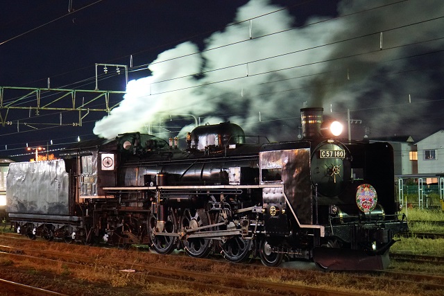 EF81 151牽引 クリスマストレイン回送 In 新潟－新津 & 115系 湘南色6