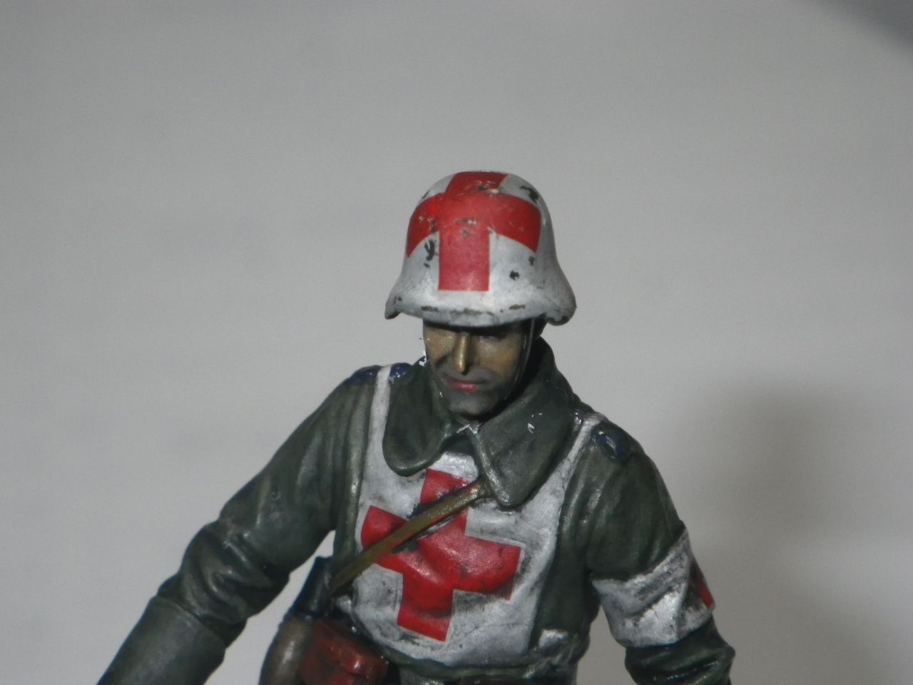 2018_0627ﾄﾞﾗｺﾞﾝ 1／35 ﾄﾞｲﾂ軍 衛生兵・負傷兵 傷ついた戦友たち ｱｰﾍﾝ 