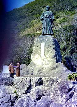 中岡慎太郎銅像