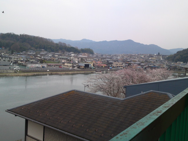 2012-04-14 00:13:15