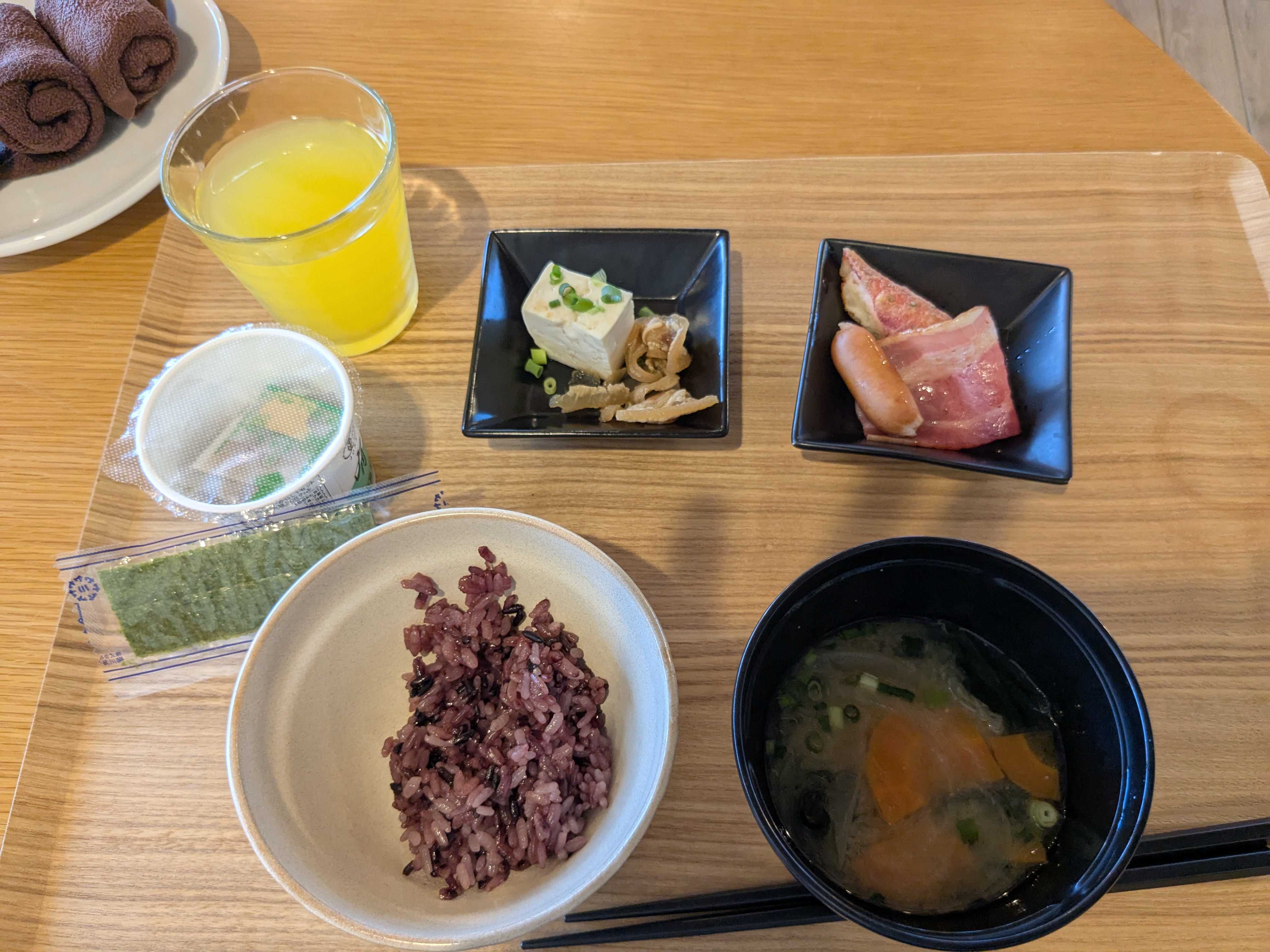 西表島　ヴィラうなりざき　朝食ビュッフェ　内容