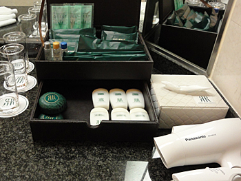 リーガロイヤルタワーウィングデラックスツインアメニティ