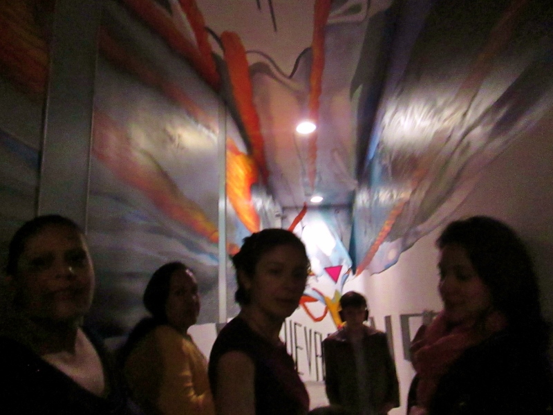 azul marino disfrutando